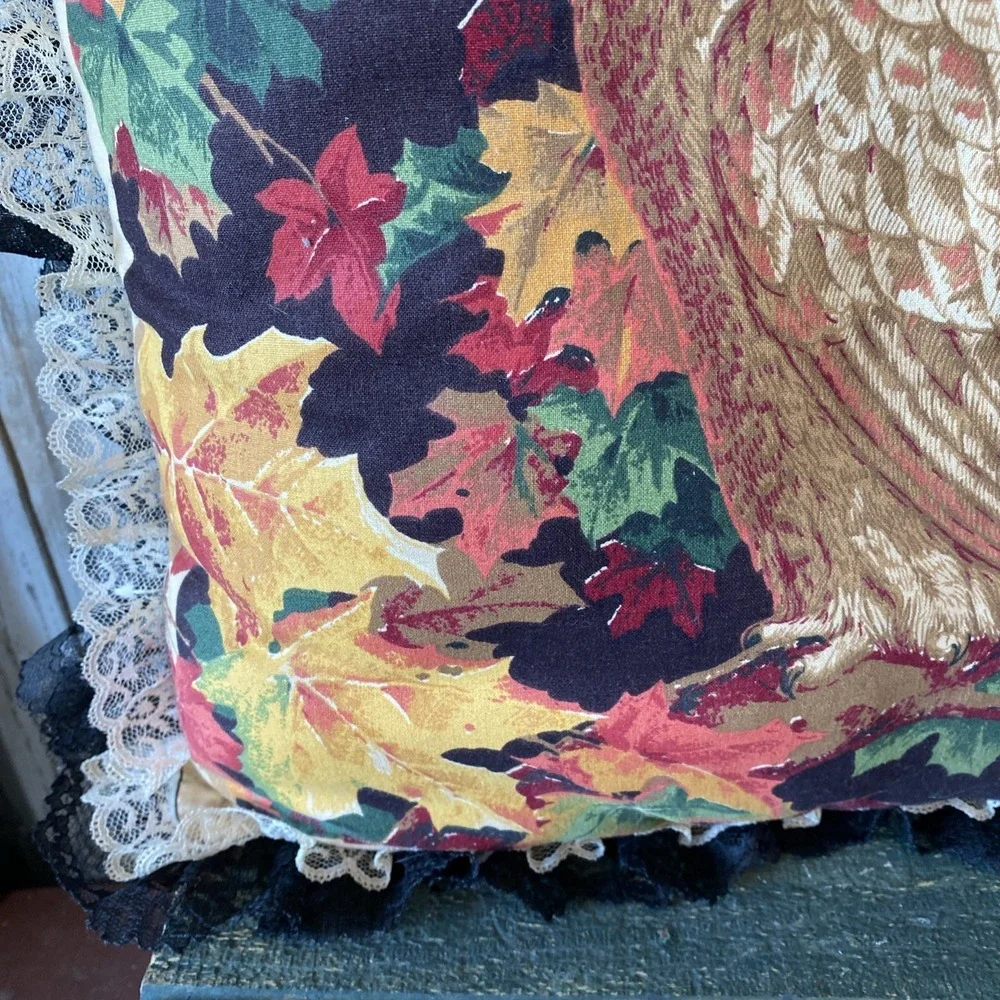Wamsutta Barn Owl Fabric Black Background Fall Leave Pillow w/Black & White Lace